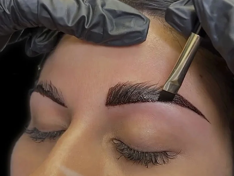 Brow Tinting Myths You Need to Stop Believinge